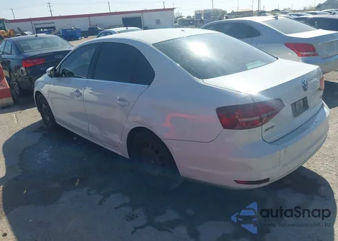 2017 Volkswagen Jetta 1.4T S z USA, uszkodzony, nr VIN 3VW2B7AJ8HM386000